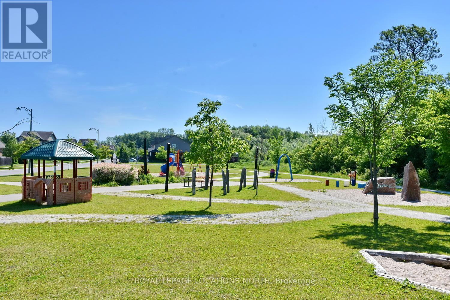 #312 -1 CHAMBERLAIN CRES, #312