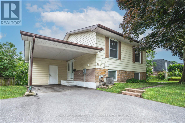 19 COLLETE CRES, Barrie