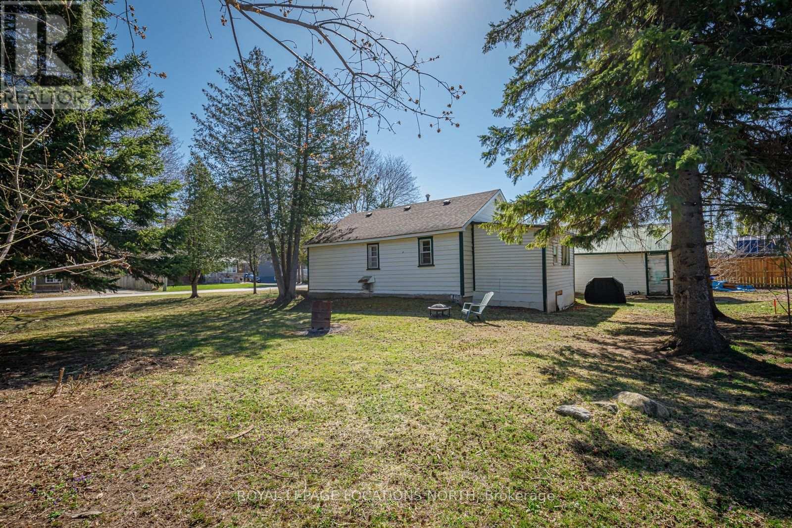 2 SPRUCE ST