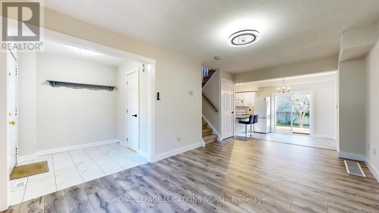 73 DONALD CRES