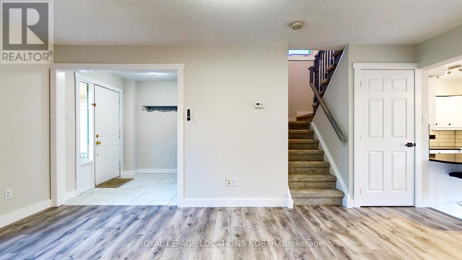 73 DONALD CRES