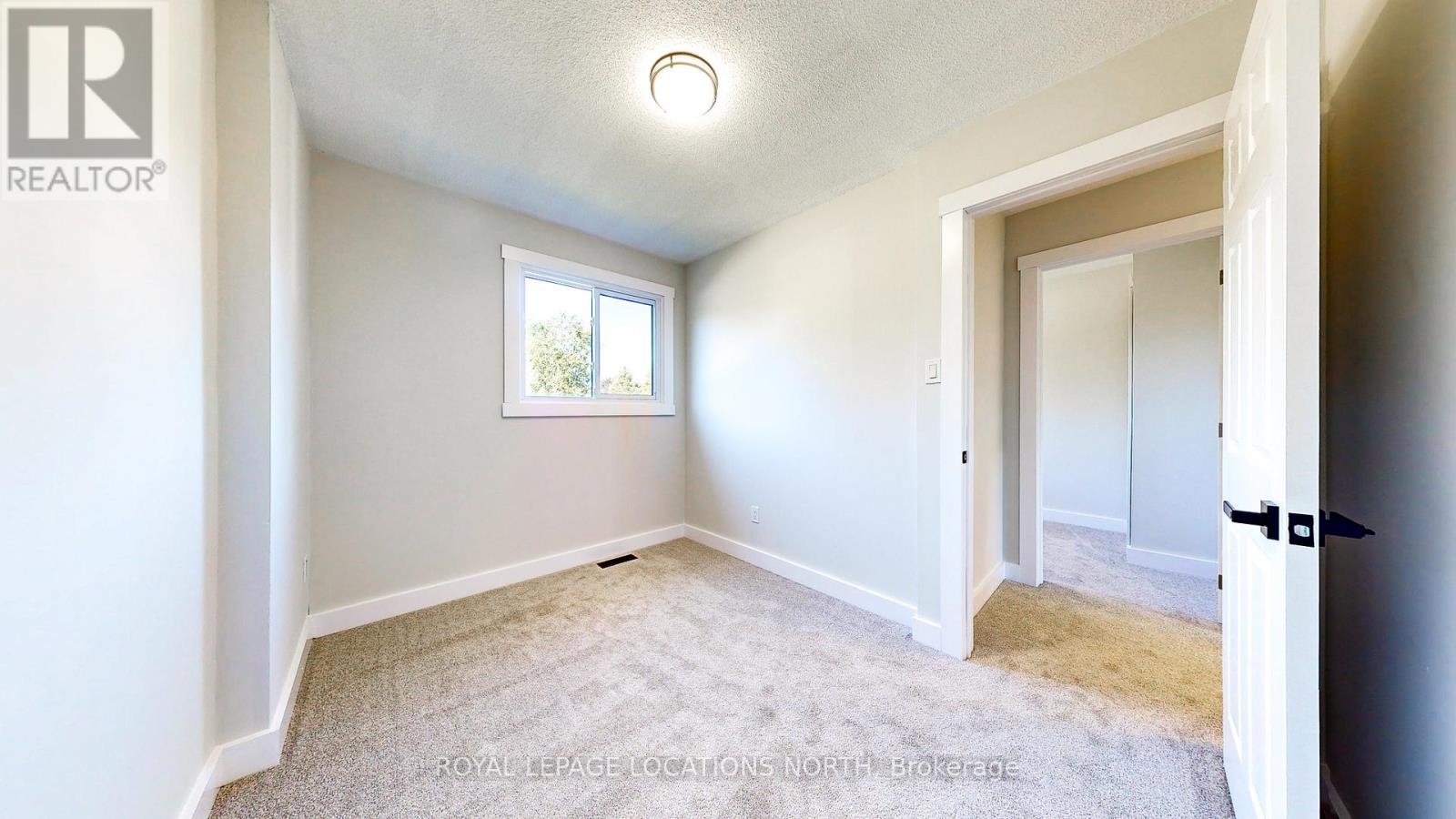 73 DONALD CRES