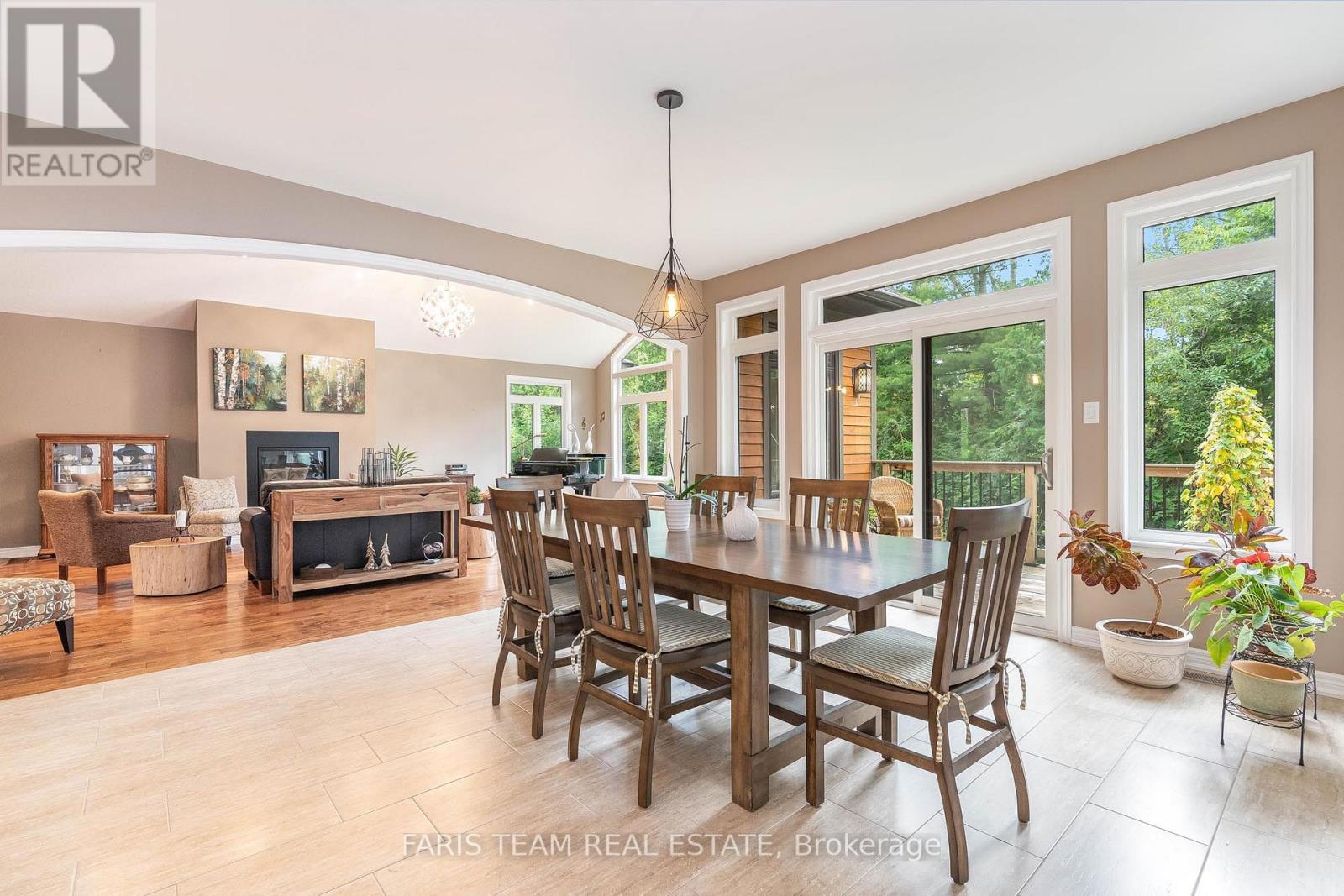 Listing S6794340 - Large Photo # 13