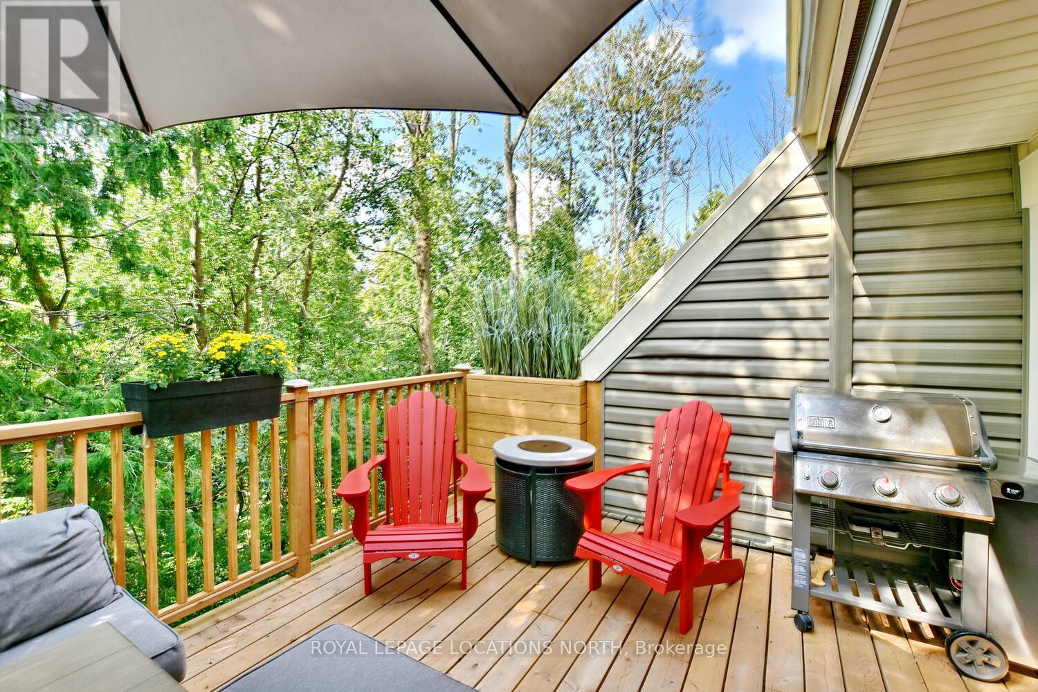 207 ESCARPMENT CRES