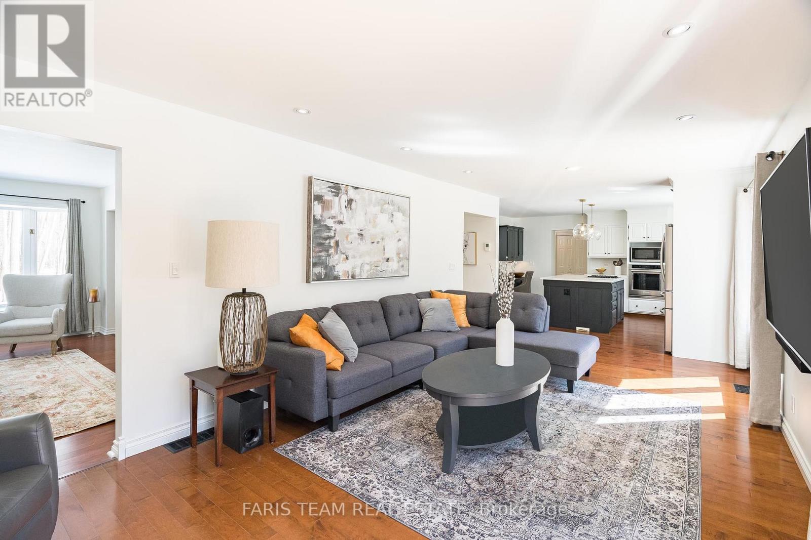 41 WHIPPOORWILL DR