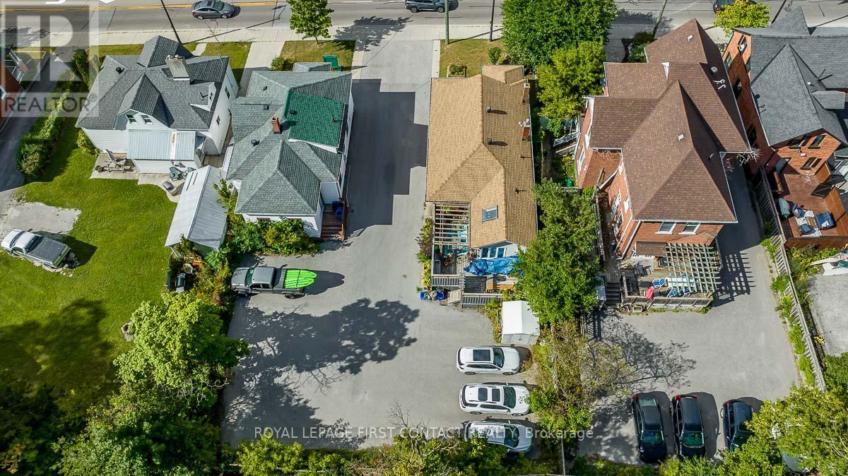 83 TORONTO ST