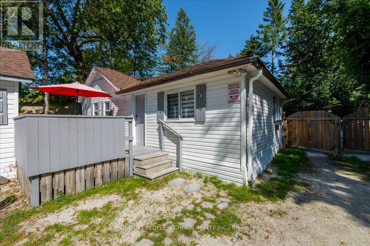 26 ELM DR