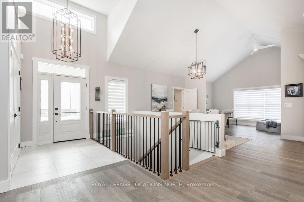 131 GLENLAKE BLVD