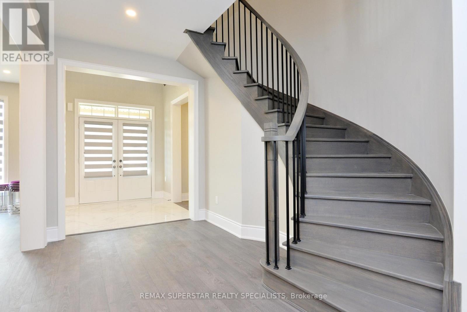 108 RUGMAN CRES