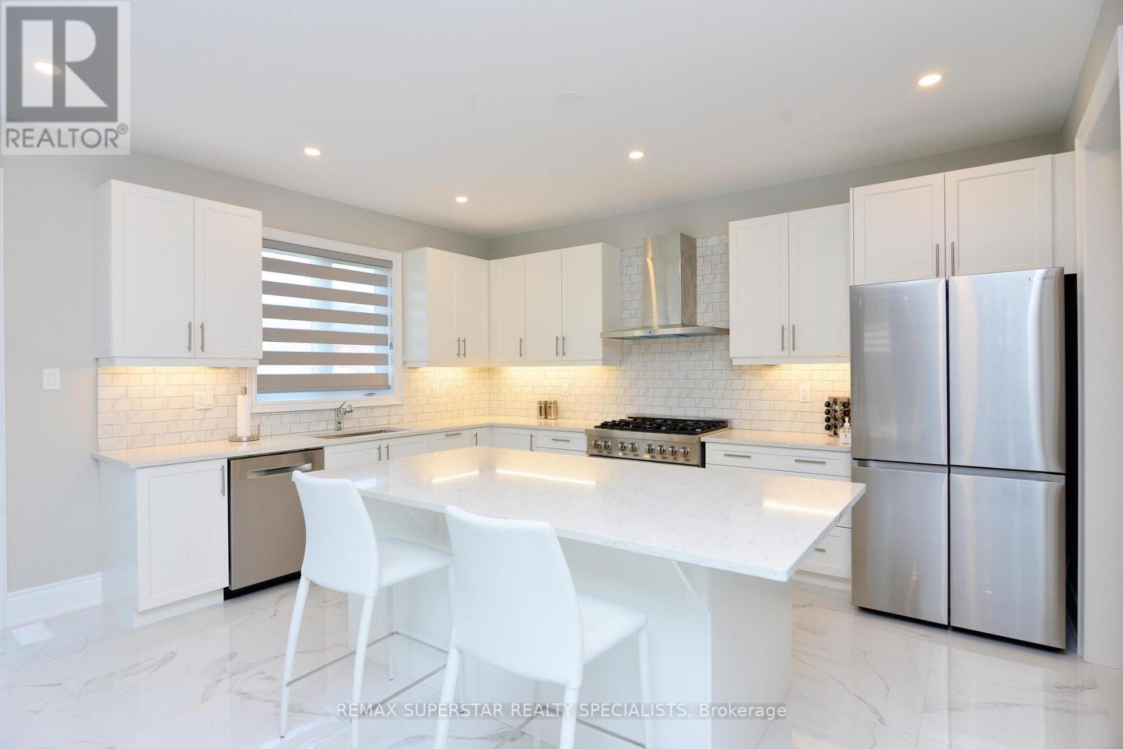 108 RUGMAN CRES