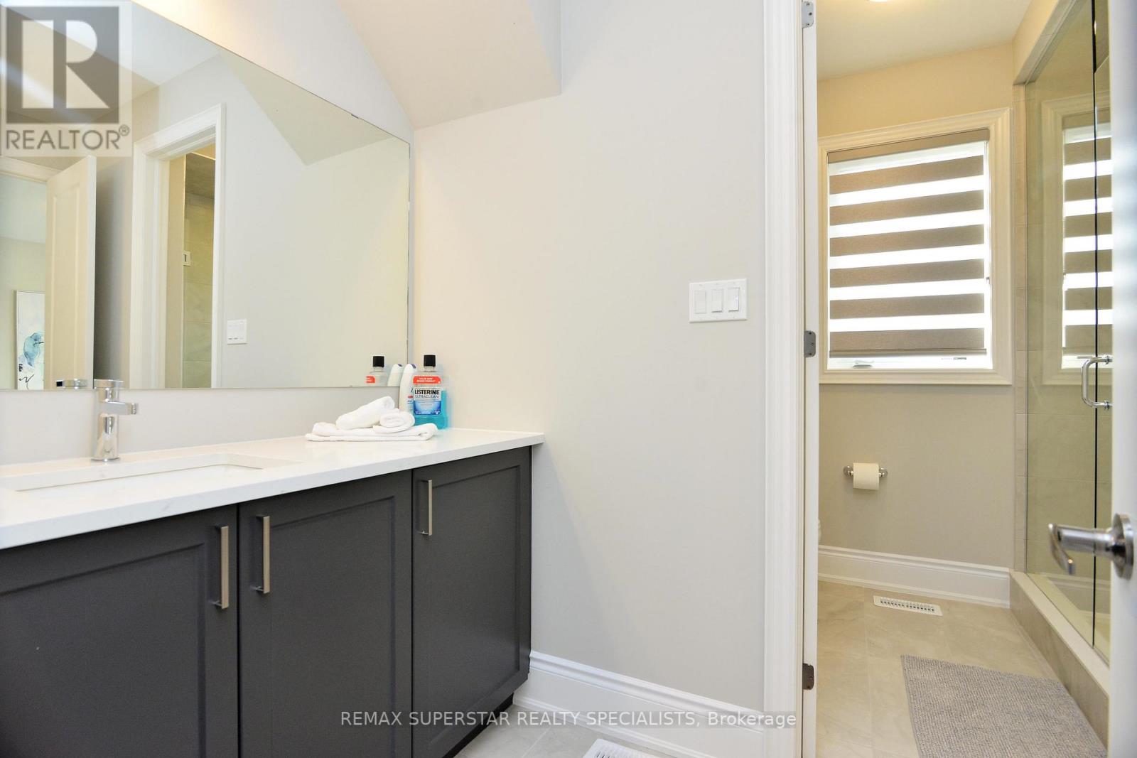 108 RUGMAN CRES