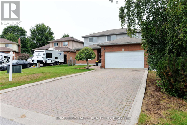 17 CARMICHAEL CRT, Orillia