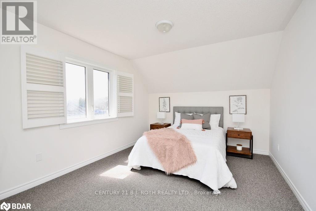 Listing S7003636 - Large Photo # 23