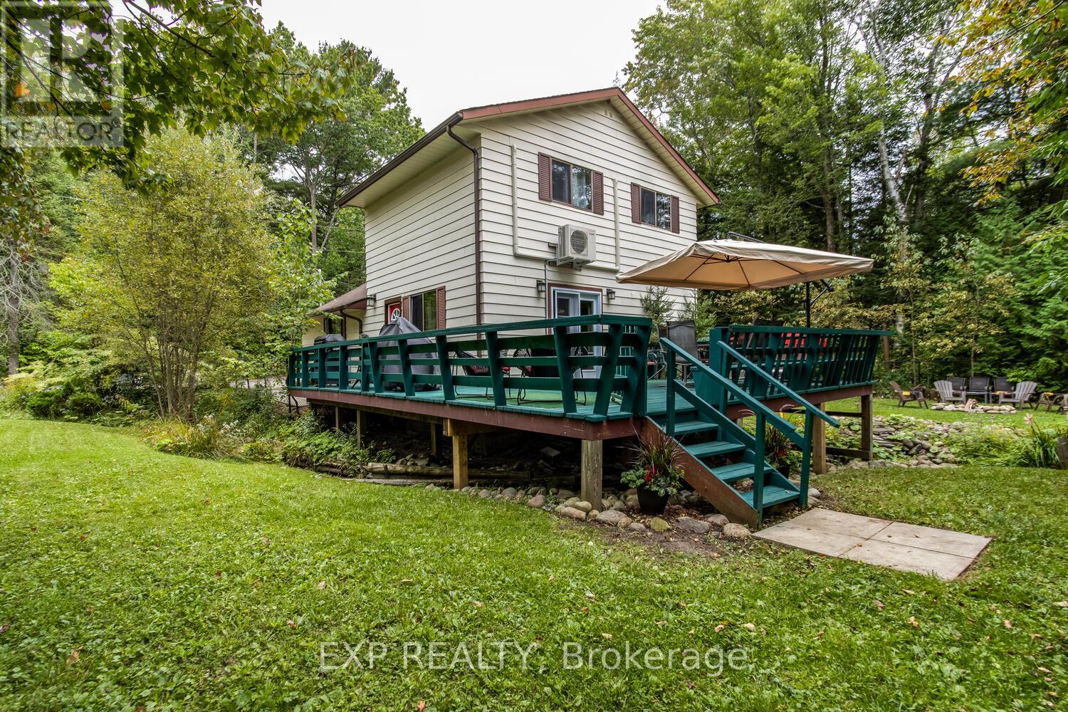 32 FOREST RD