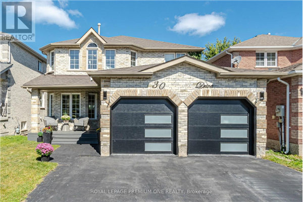30 DUNNETT DR, Barrie
