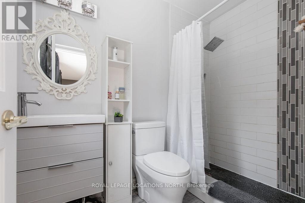 24 BRIDLEWOOD CRES