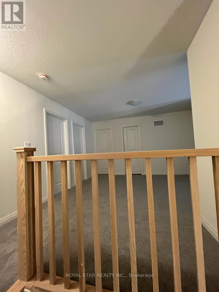 22 LAHEY CRES