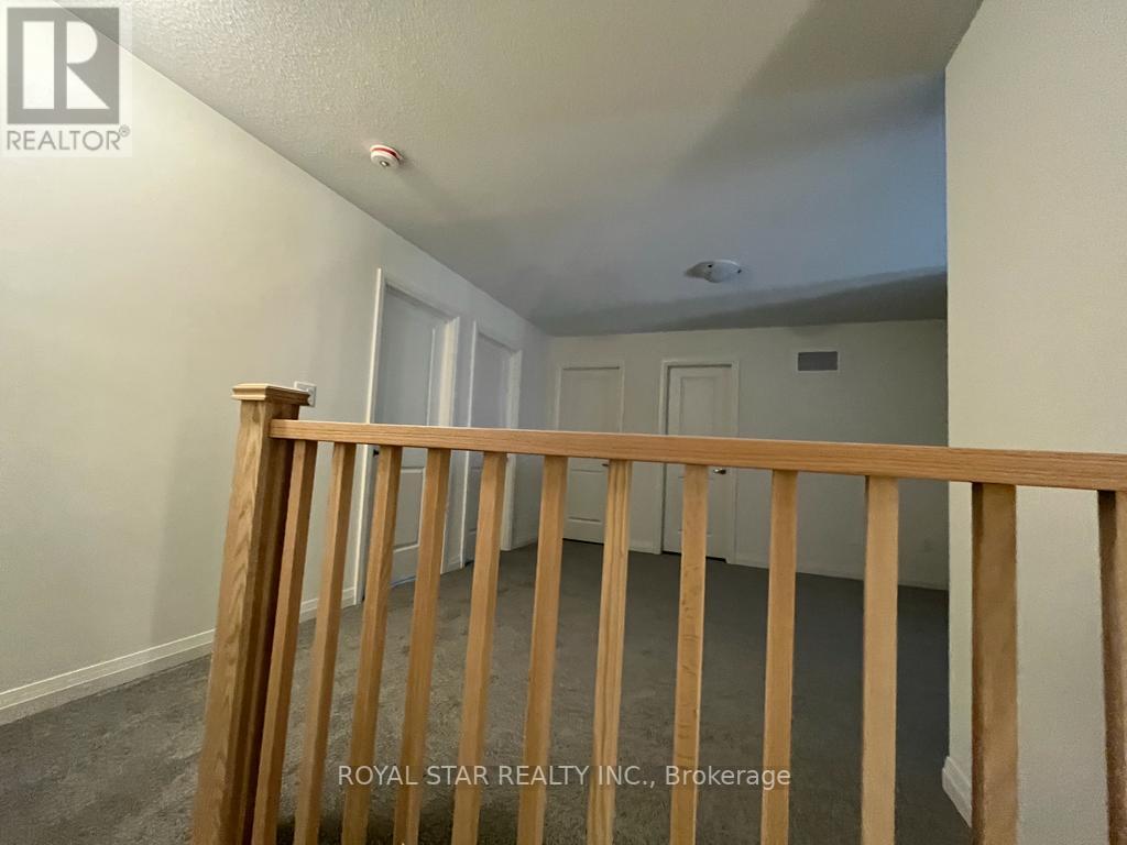 22 LAHEY CRES