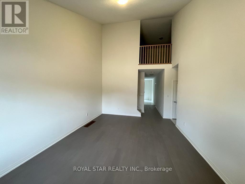 22 LAHEY CRES