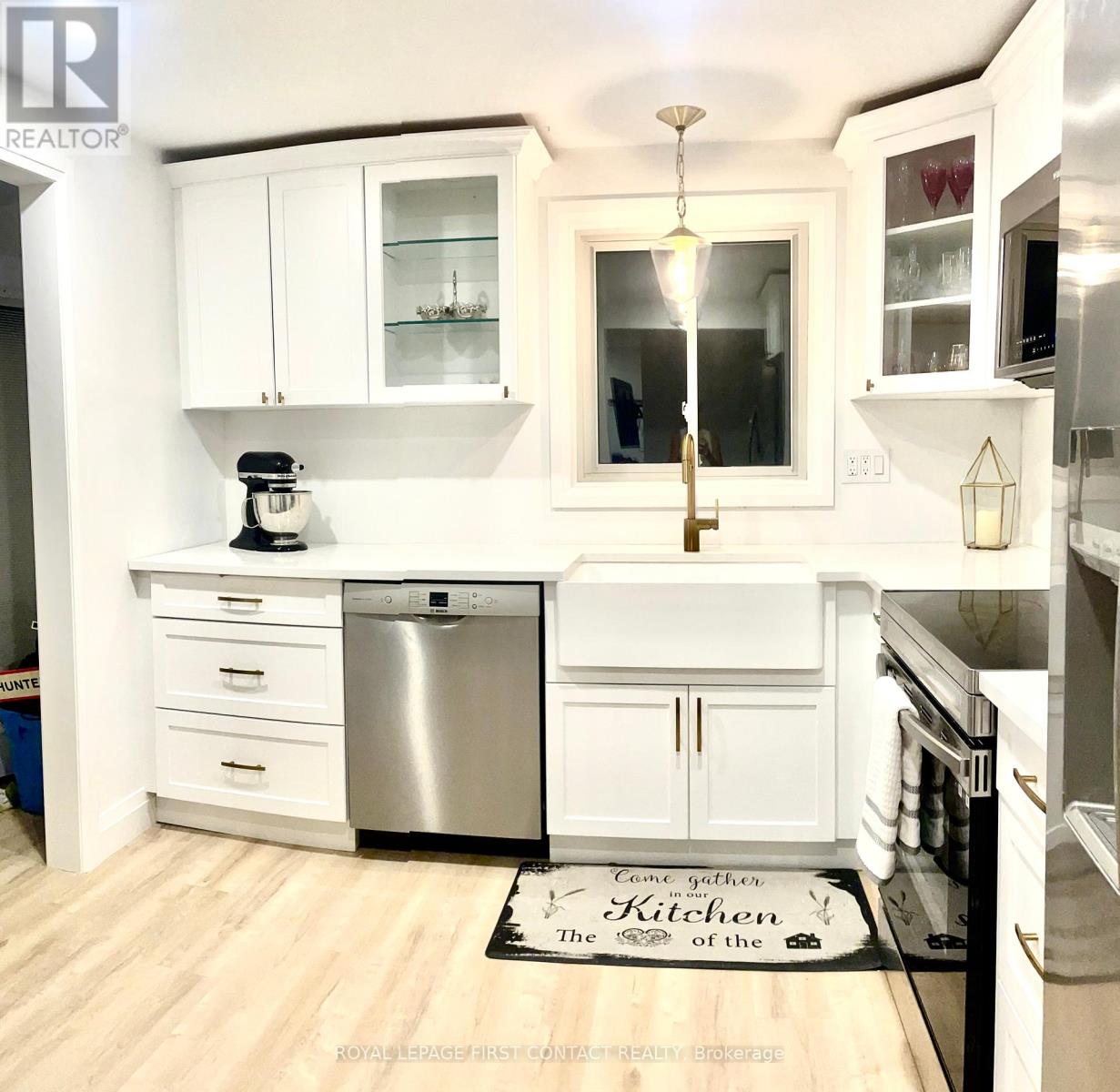 #A -328 CHRISTINE DR, #A