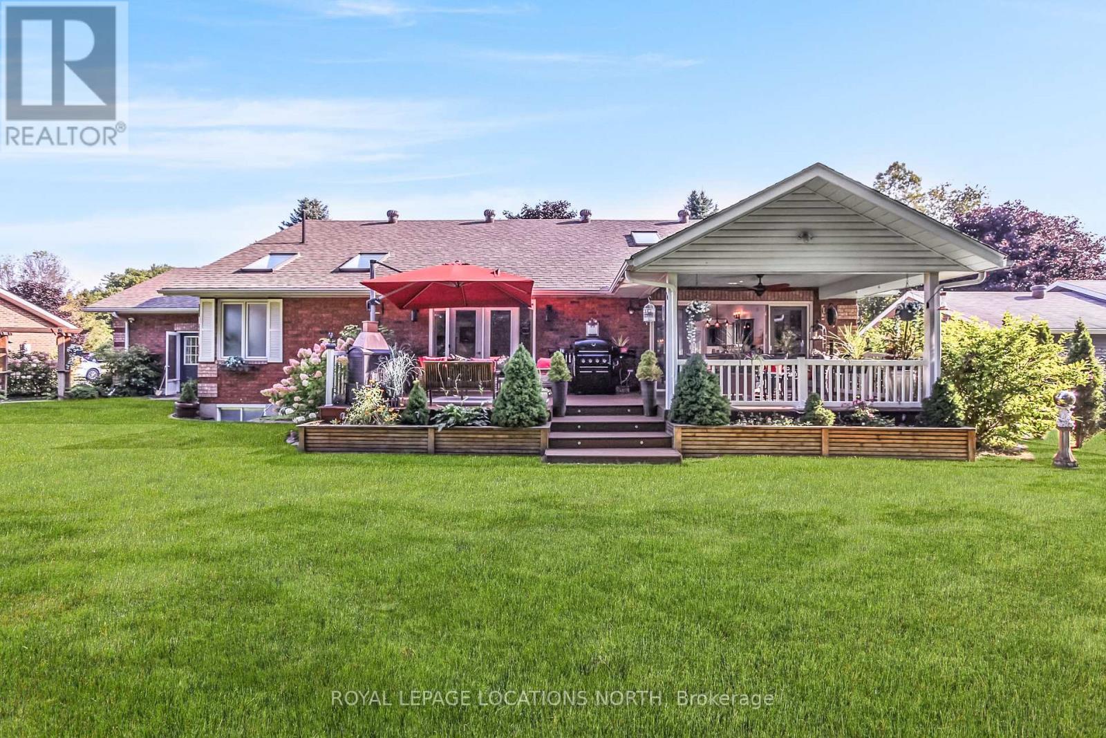 114 WASAGA SANDS DR