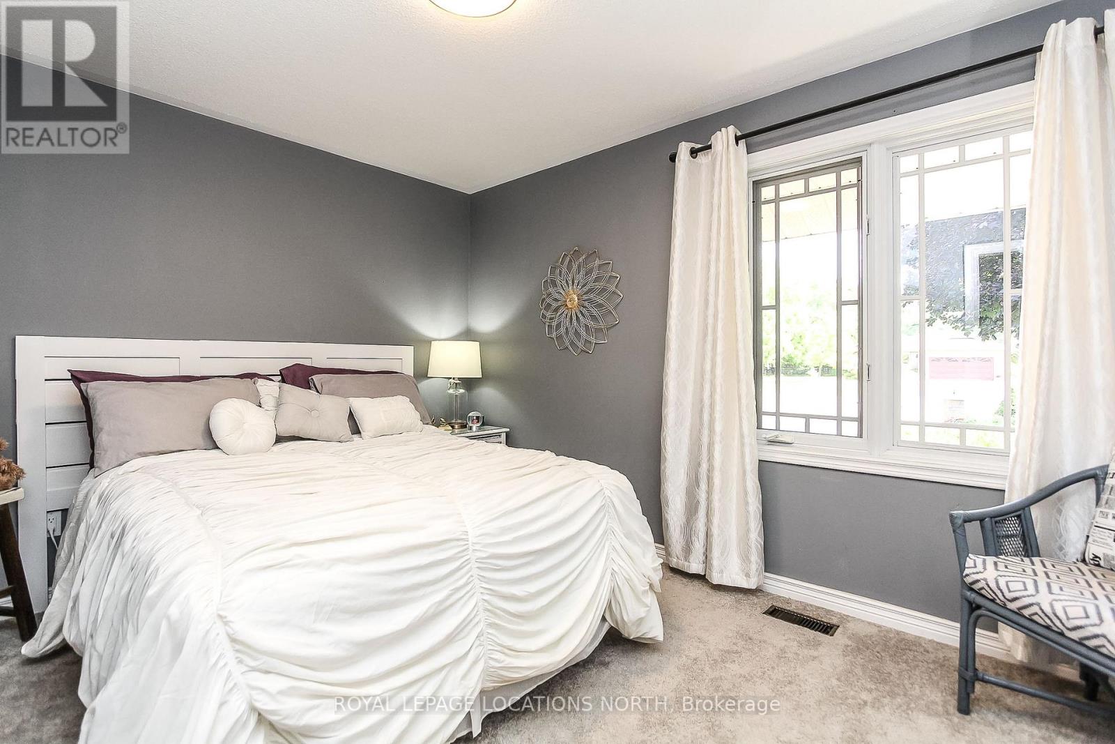 114 WASAGA SANDS DR