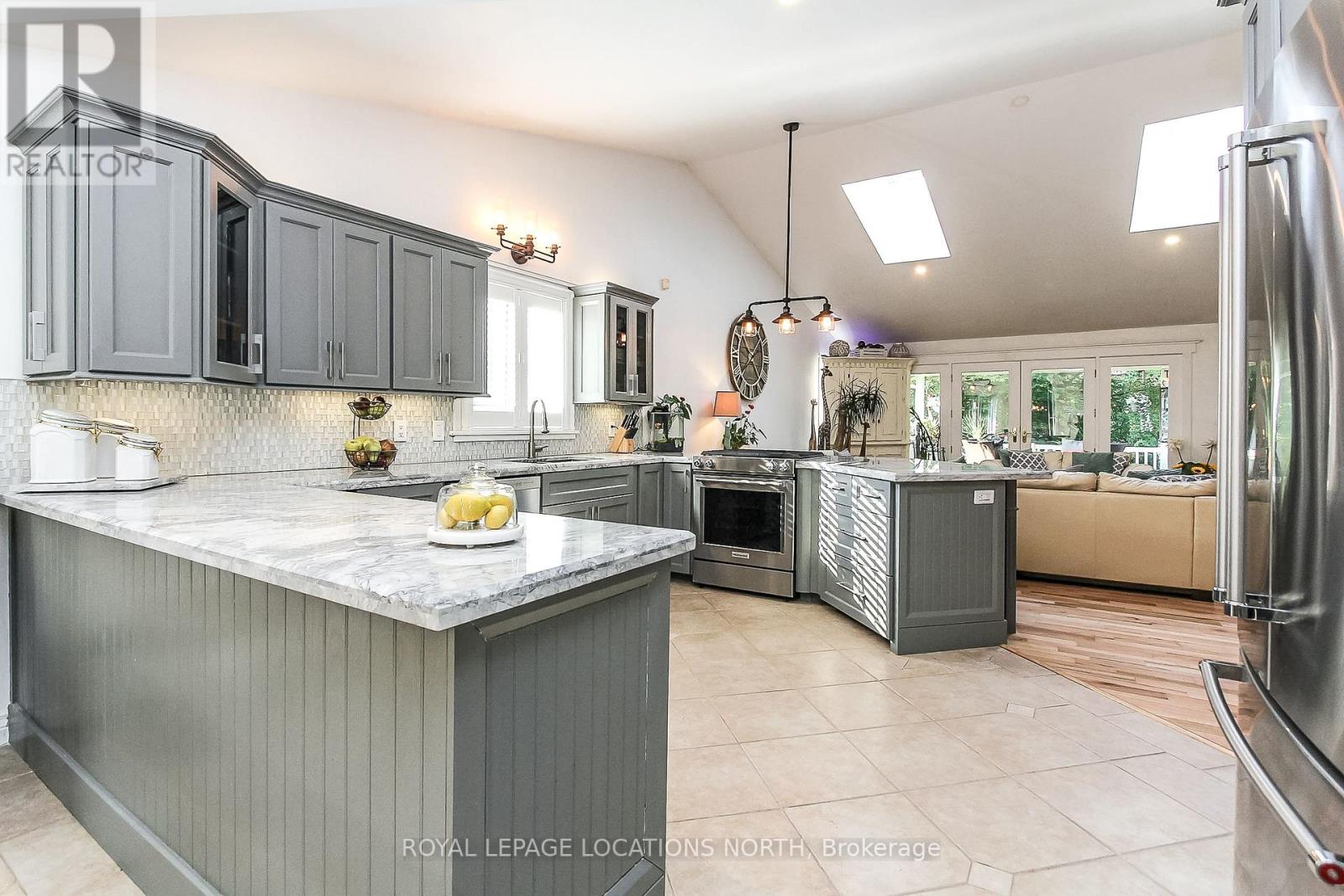114 WASAGA SANDS DR