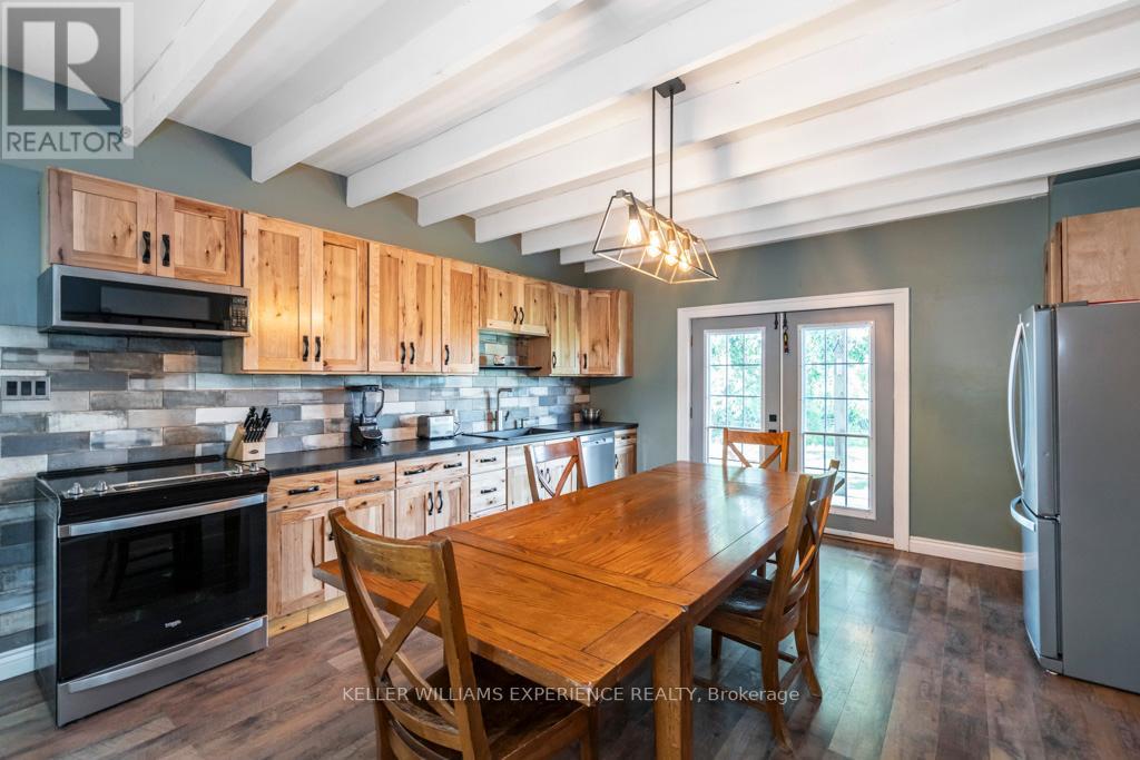 11791 10 COUNTY RD