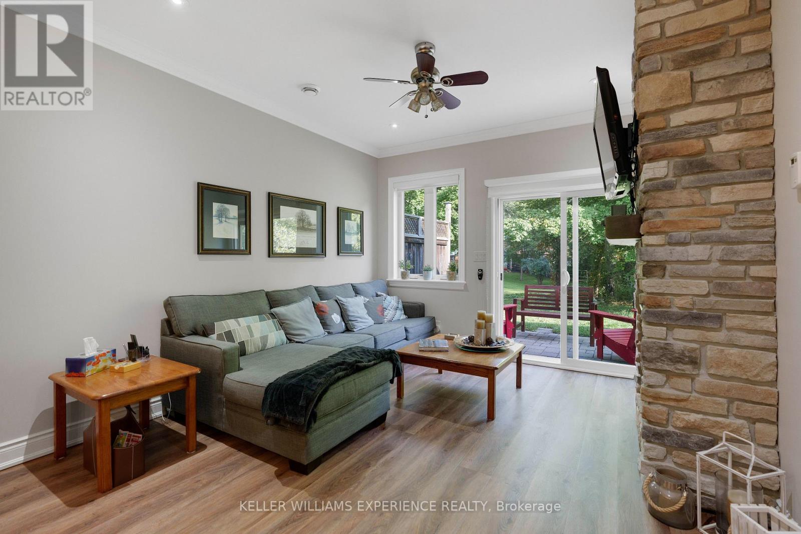 37 RIVERWALK DR