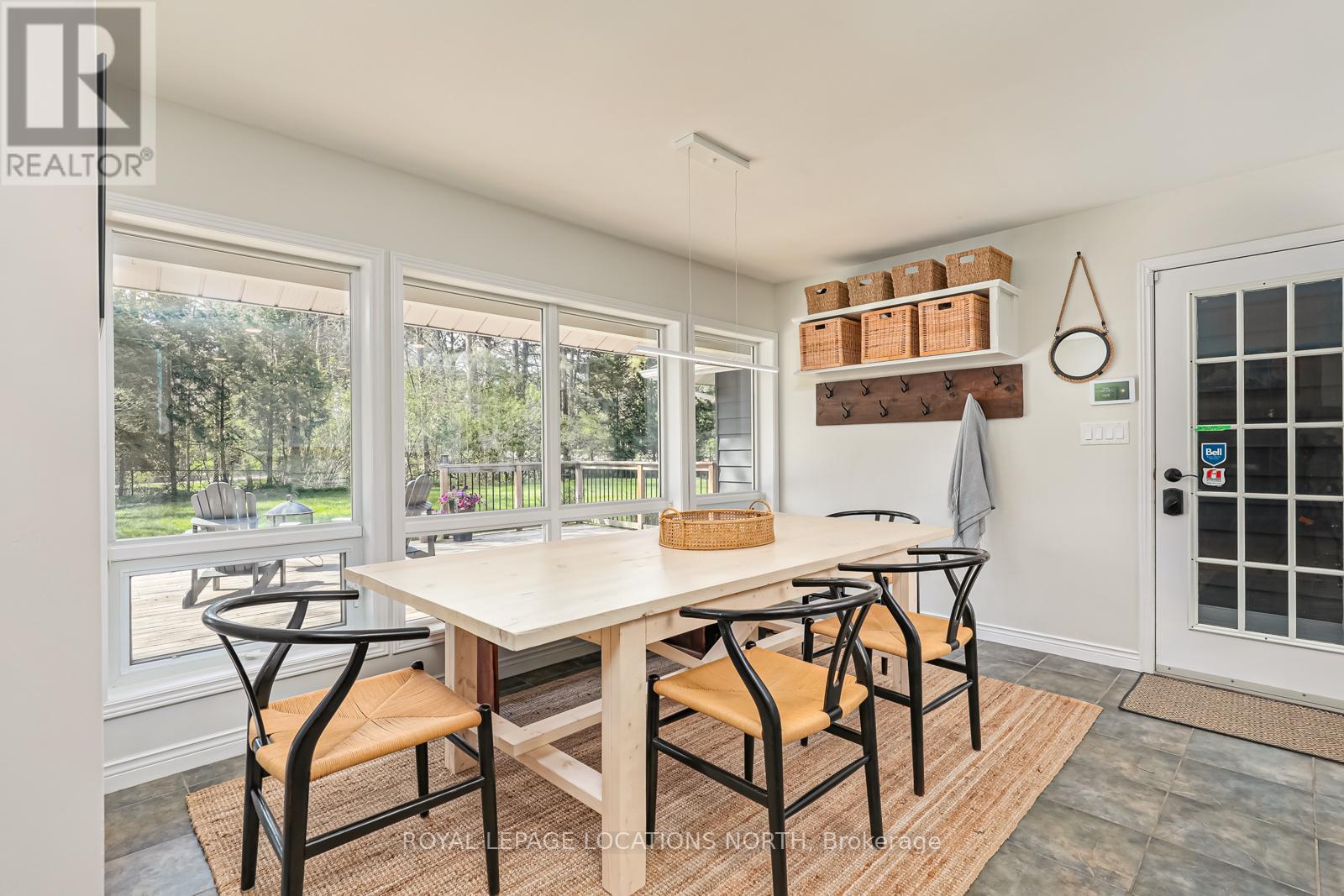 15 FOREST DR