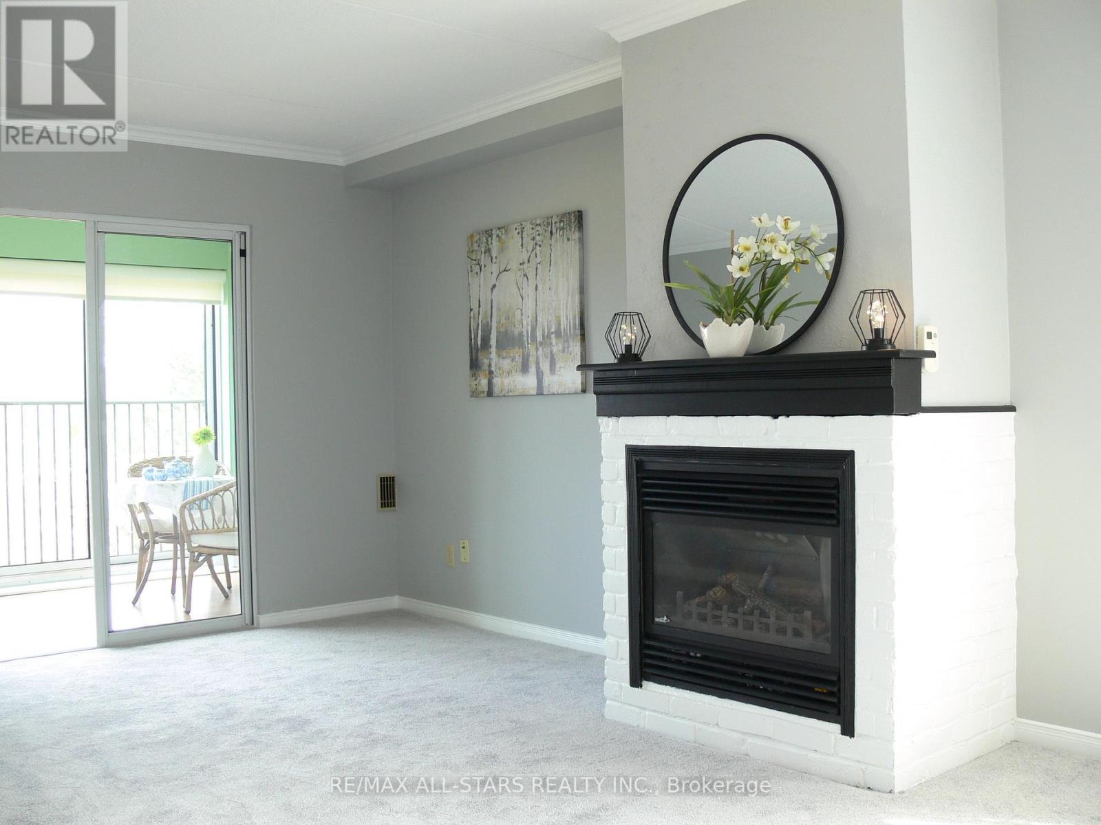 #506 -54 FITTONS RD W, #506