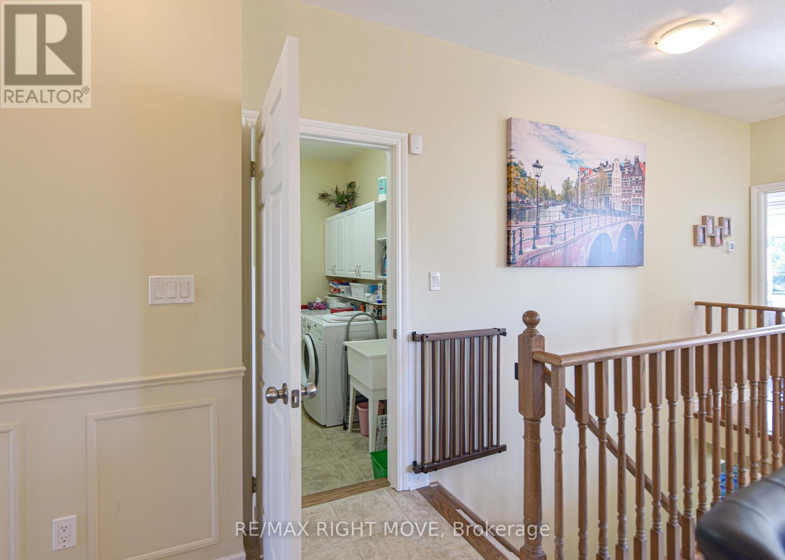 16 CANTERBURY CIRC