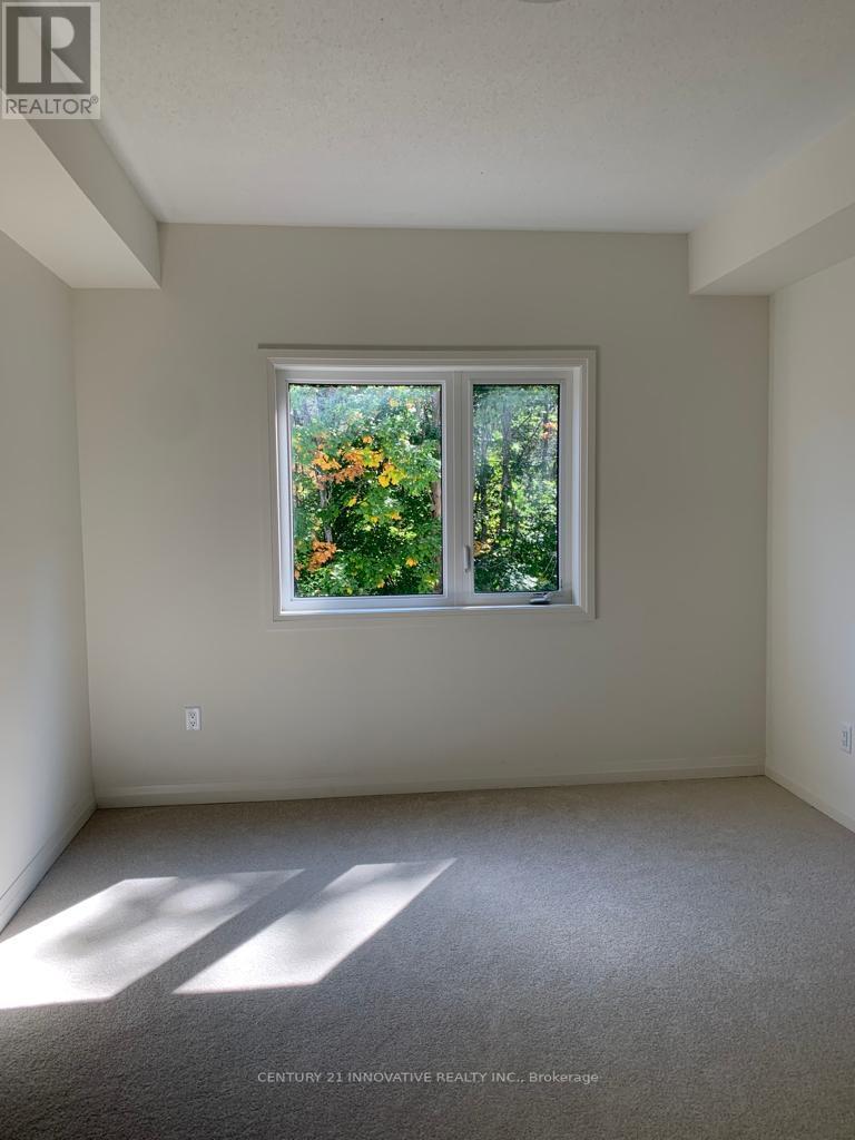 30 LAHEY CRES