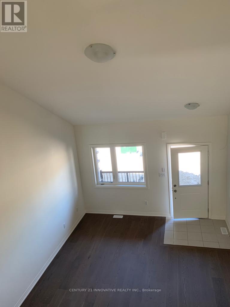 30 LAHEY CRES
