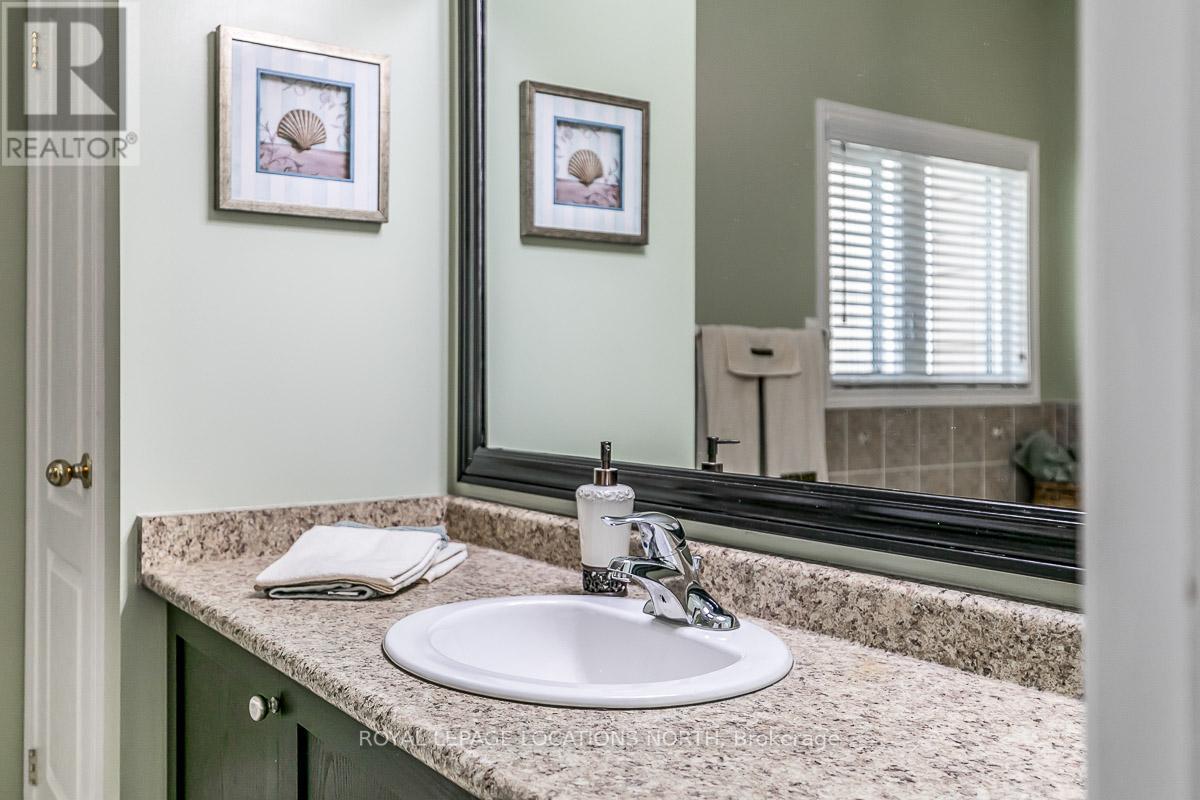 #36 -16 MARINE VIEW DR, #36