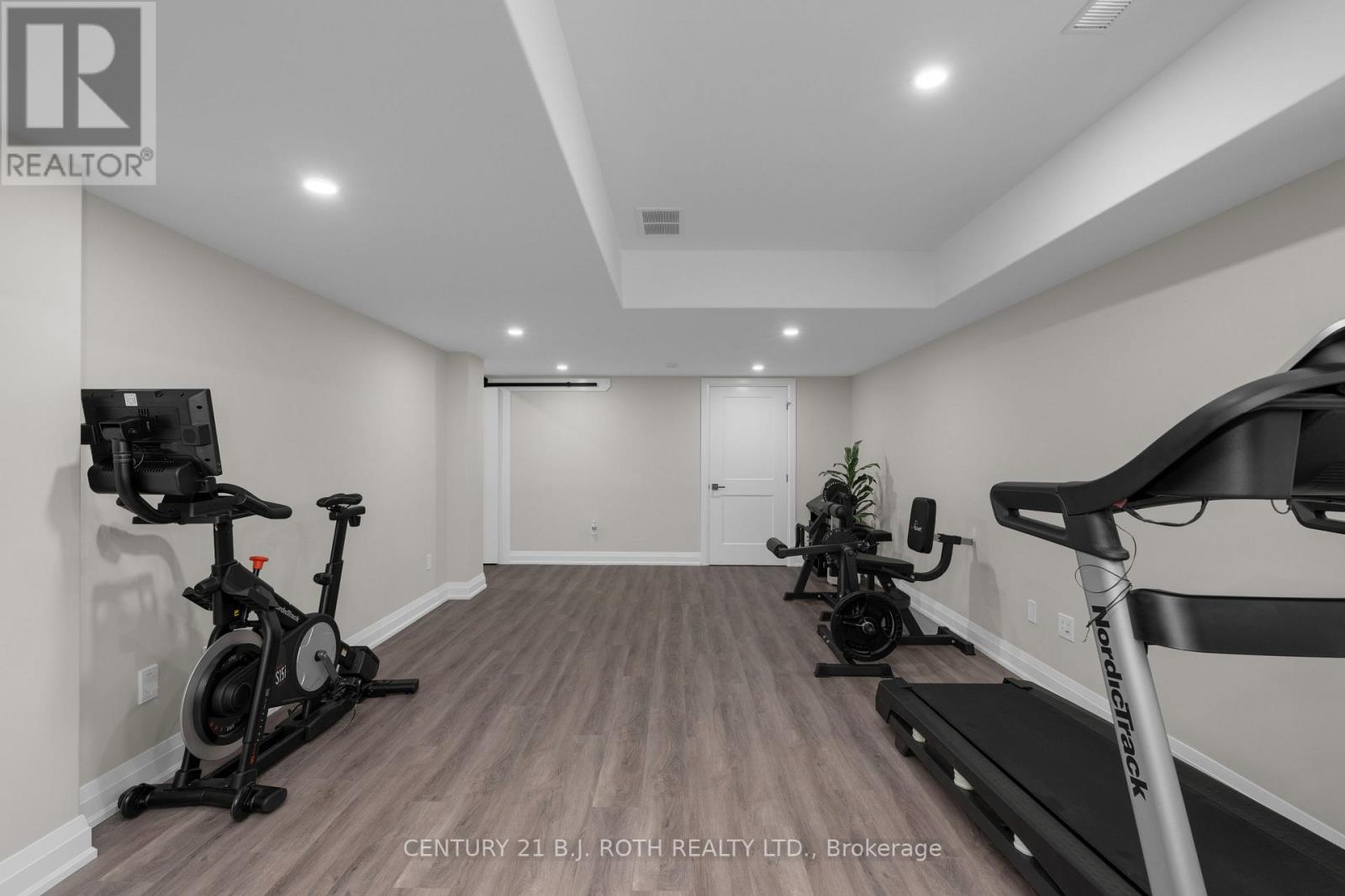 28 PANSY DR