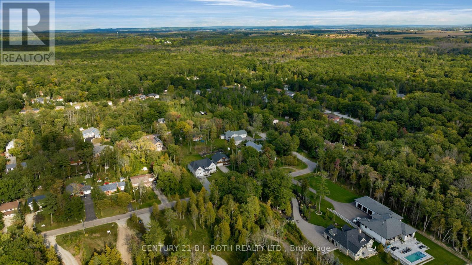 28 PANSY DR