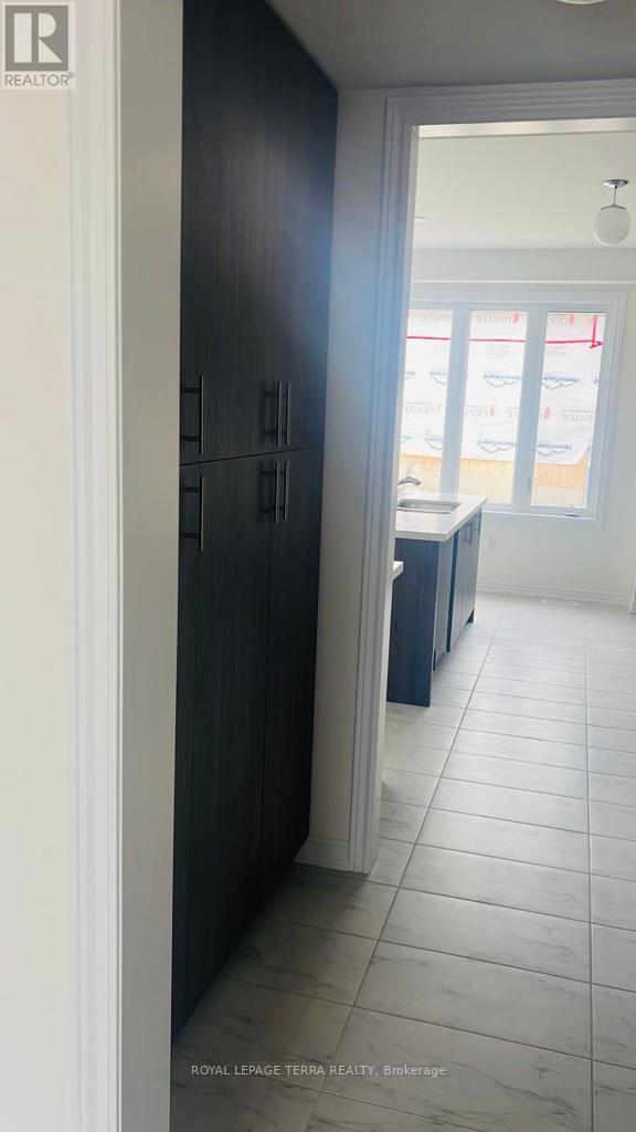 4 DEL RAY CRES