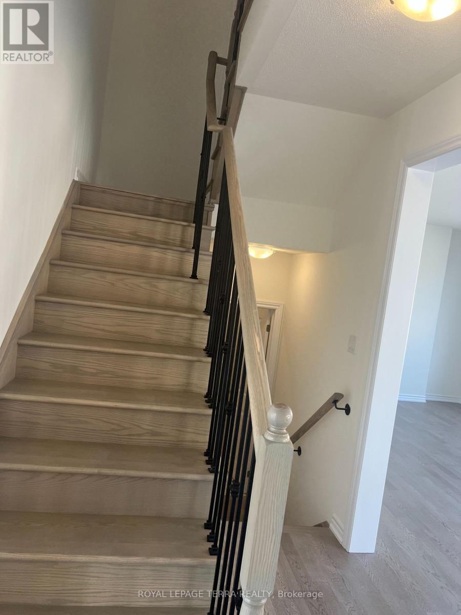 4 DEL RAY CRES