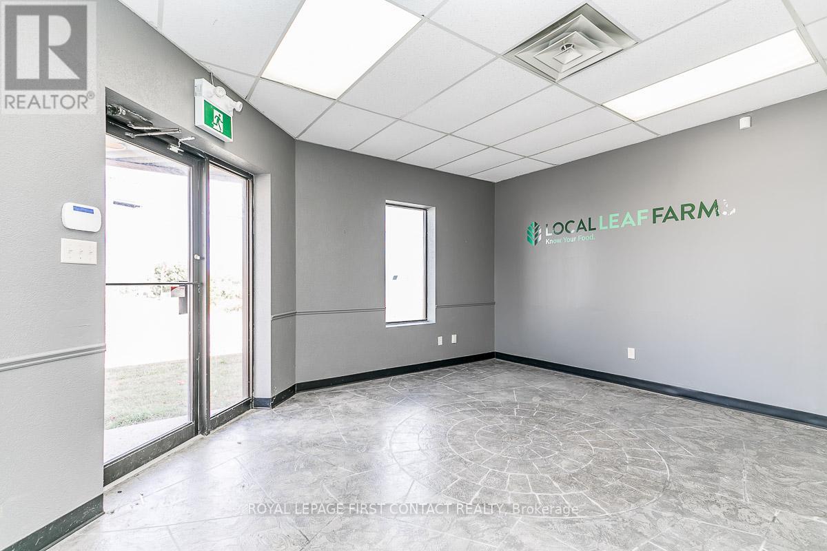 9 CHURCHILL DR