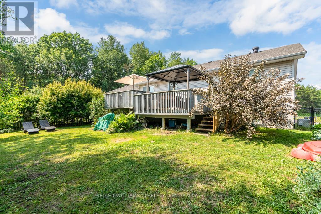 35 MERCER CRES