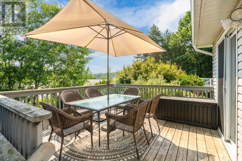35 MERCER CRES