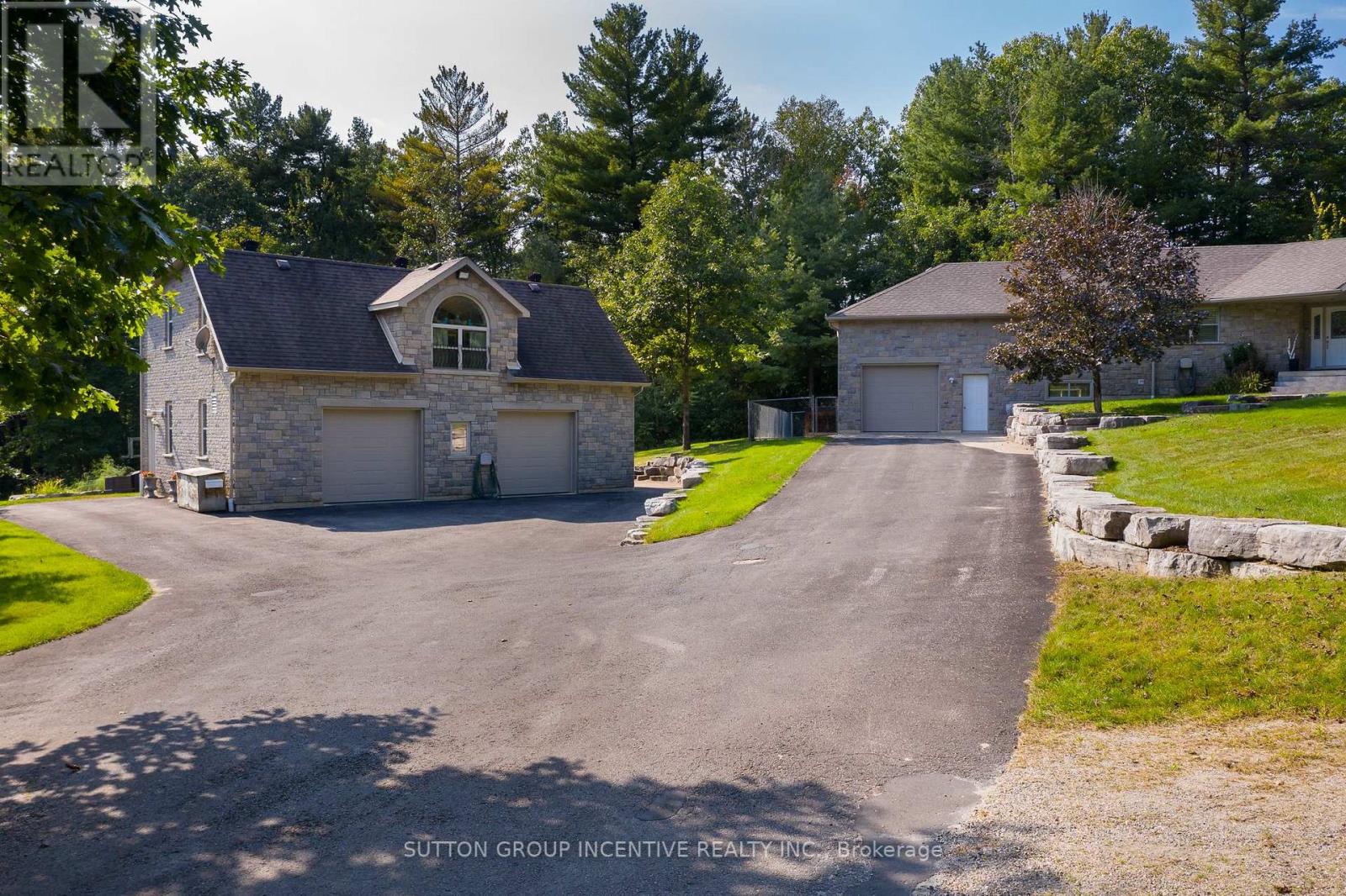 308 MILLER DR