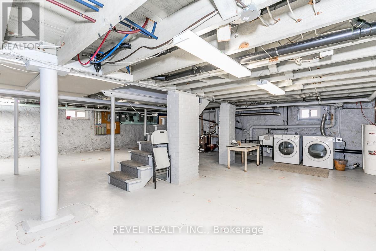 520 ELIZABETH ST