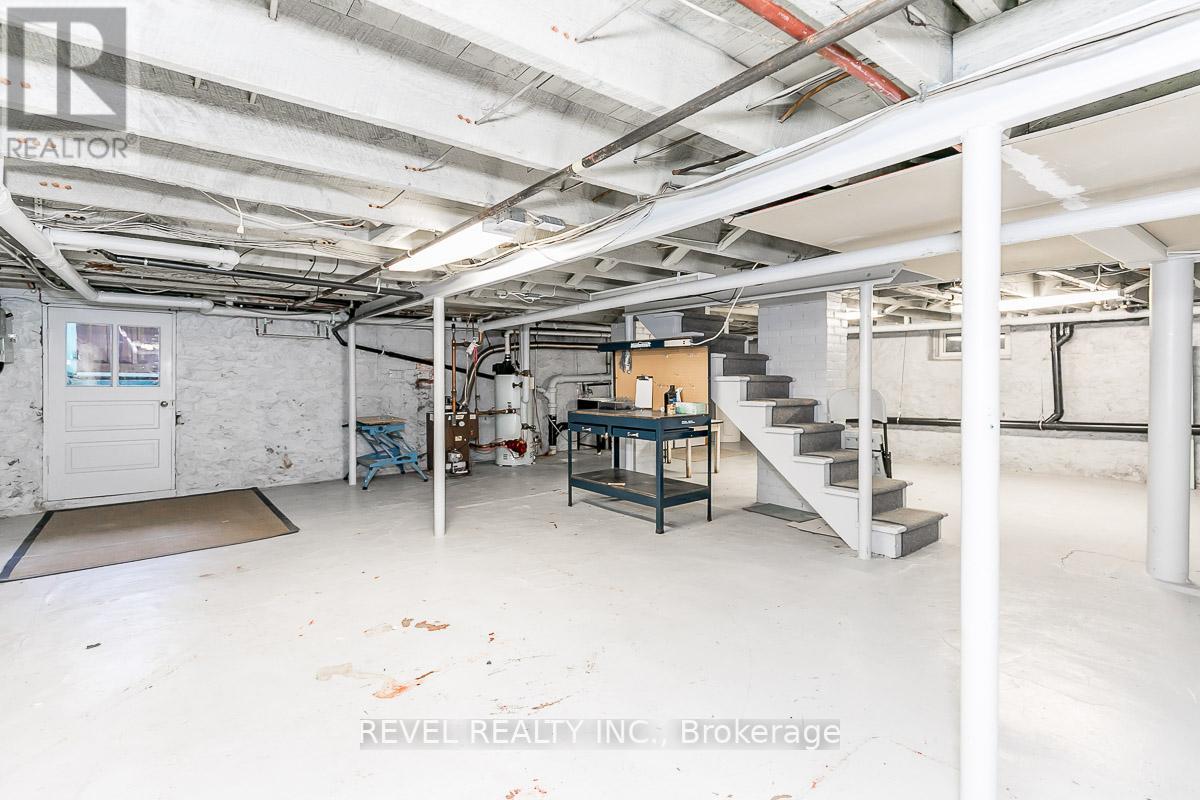 520 ELIZABETH ST