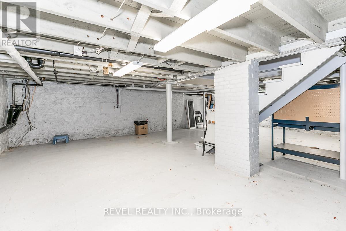 520 ELIZABETH ST