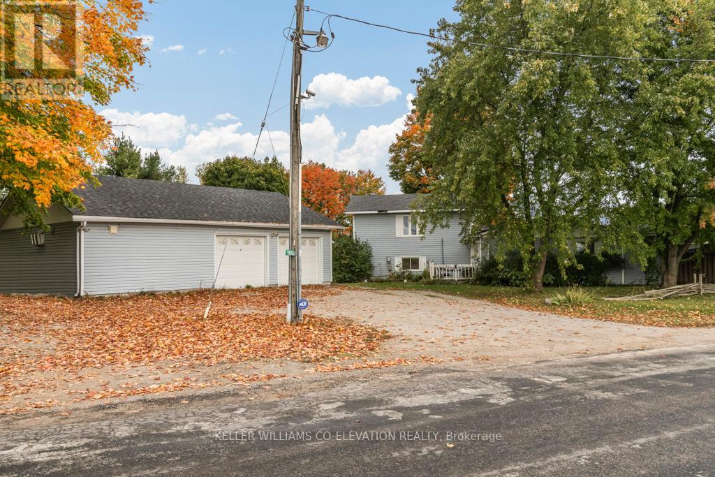 1008 RAINBOW VALLEY RD W