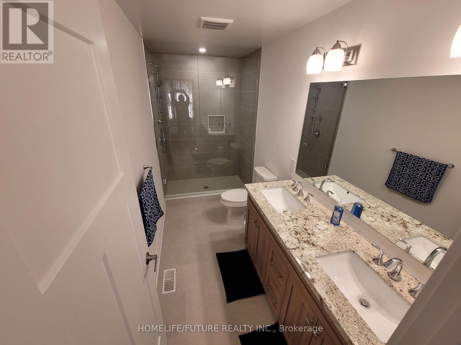8 DANIELLE CRES