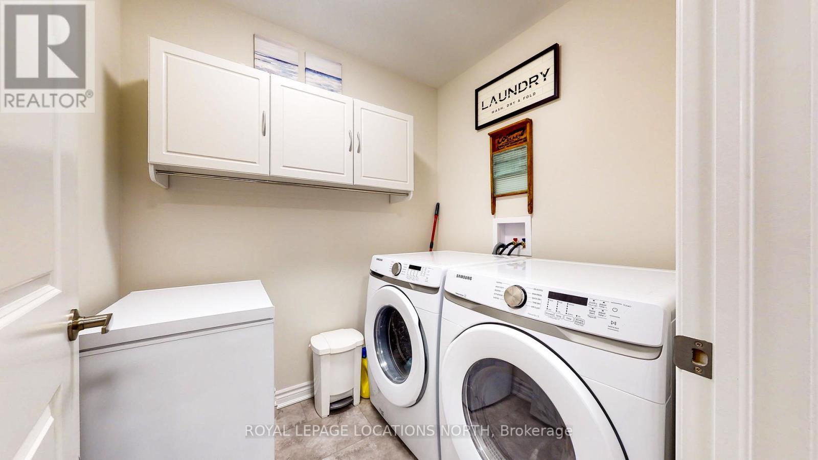 94 IVY CRES