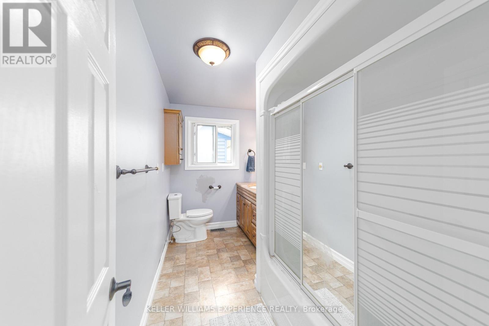 813 BIRCHWOOD DR